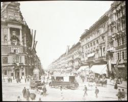 cca 1890 Budapest, lóvasút 72-es jelzéssel, 1 db NEGATÍV korabeli fényképről Kotnyek Antal (1921-1990) budapesti fotóriporter hagyatékából, városképi szempontból is érdekes felvétel, 3,8x4,8 cm