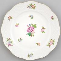 Herendi Eton mintás porcelán süteményes tányér, kézzel festett, jelzett, apró kopásnyomokkal, d: 19 cm