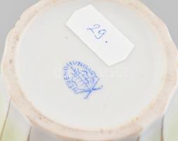 Herendi Viktória mintás porcelán váza, kézzel festett, jelzett, pró kopásnyomokkal, apró mázhibákkal...