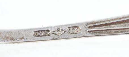 Ezüst(Ag) fűszerlapátpár, jelzett, eredeti címkével, h: 11,4 cm, nettó: 28,1 g