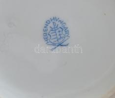 Herendi Viktória mintás váza pár. Kézzel festett, jelzett, minimális kopással. m: 25,5 cm
