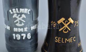 Zsolnay és Hollóházi (2-2db) bányászkorsók. Klf minták, kor, jelzések. Kopásokkal