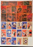 Több száz gyufacímke, közte sorok, berakóban