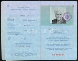 1989 Magyar Népköztársaság által kiállított fényképes útlevél / Hungarian passport