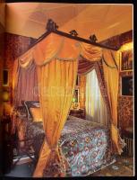 Henrietta Spencer-Churchill: Belső terek művészete. H. n., 2004, Geopen Könyvkiadó. Színes fotókkal ...