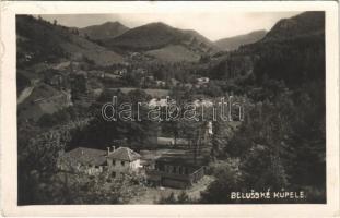 1933 Bellus-fürdő, Belusské Slatiny Kúpele, Belusa; látkép, nyaralók / general view, villas. photo