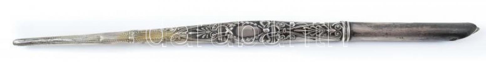 Ezüst(Ag) tárgyak, 3 db, jelzéssel és jelzés nélkül, bruttó: 40,39 g