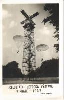 1937 Praha, Prag; Celostátní letecká vystava v Praze / National Air Show in Prague, parachute jump + So. Stpl