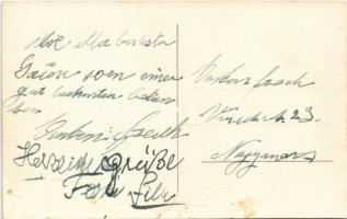 Nagymaros, Fő tér, templom, cukrászda. photo