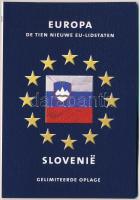 Szlovénia 1992-2004. 10s - 5T (6xklf) forgalmi összeállítás, karton DE TIEN NIEUWE EU-LIDSTATEN (A tíz új Eu tagállam) dísztokban T:1- Slovenia 1992-2004. 10 Stotinov - 5 Tolarjev (6xdiff) coin set in cardboard DE TIEN NIEUWE EU-LIDSTATEN (The ten new EU member states) case C:AU
