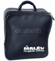 MALÉV bőrönd, hibákkal, 35×35 cm