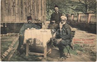 1908 Ada Kaleh, törökök vízipipával, Bego Mustafa. Ali Mehmed kiadása / Turkish men with hookah (shisha)