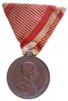 1914. "Ferenc József Bronz Vitézségi Érem (Der Tapferkeit)" Br kitüntetés mellszalaggal T:2 Hungary 1914. "Bronze Gallantry Medal (Der Tapferkeit)" Br decoration with ribbon C:XF NMK 137.