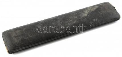 Régi mérnöki körző kiegészítő készlet, fém, nagyméretű, eredeti, kopott tokjában, egyik eleme rozsdá...