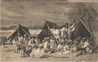 Sátoros cigányok. Drotleff Józs. nagyszebeni rekláma hátoldalon, Adler fényirda 1910. / Transylvanian gypsy camp, folklore (EK)