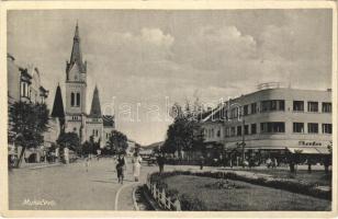 Munkács, Mukacheve, Mukacevo; templom, Bata üzlet / church, shops (Rb)