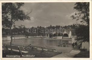 1943 Aknasugatag, Ocna Sugatag; fürdő részlet, fürdőzők / spa, bath, bathers