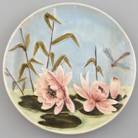 Josef Steidl Znaim porcelán dísztányér, plasztikus virágmintával, kézzel festett, jelzett, kisebb kopással, d: 23 cm