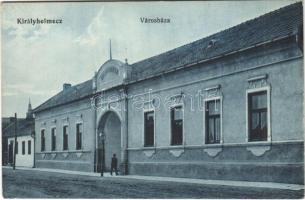 Királyhelmec, Helmec, Kralovsky Chlumec; városháza / town hall