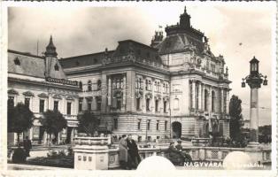 Nagyvárad, Oradea; városház, gyógyszertár / town hall, pharmacy. photo (fl)