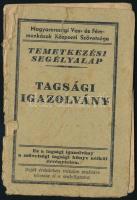 1943 Magyarországi Vas- és Fémmunkások Központi Szövetsége Temetkezési segélyalap tagsági igazolványa, benn járulékbélyegekkel, szakadt borítóval.