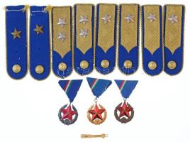 1951. Közbiztonsági Érem arany, ezüst és bronz fokozata a rendőrség tagjai részére (3xklf) + Aranyozott nyakkendőtű a Rendőrség címerével + 4 pár (8db) rendőrségi vállap T:1-,2