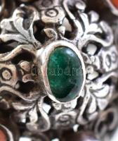 Ezüst(Ag) gyűrű, korall berakással, jelzés nélkül, méret: 53, bruttó: 11,18 g