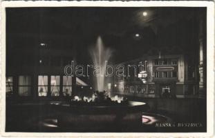 1935 Besztercebánya, Banská Bystrica; Ifjúsági Keresztény Egyesület háza este, szökőkút / YMCA building at night, fountain