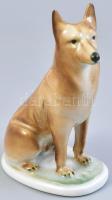 Zsolnay porcelán kutyafigura, kézzel festett, jelzett, kopással 12x9 cm