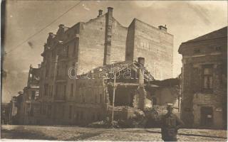 Első világháborús osztrák-magyar katonai fotó, lerombolt épület / WWI K.u.K. military, destroyed buildings. photo