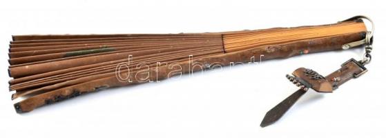 Régi textil/fa legyező, gróf Hugonnai Vilma orvosnő hagyatékából, "HV" monogramos díszítés...