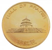 DN HALL OF PRAYER (Tiantan templom) aranyozott Al emlékérem díszdobozban (38mm) T:1-