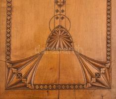 Régi, kézzel faragott fa tálca, kissé sérült, 51x34 cm