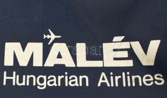 Malév műszálas bőrönd, apró kopsányomokkal, 36x43x15 cm