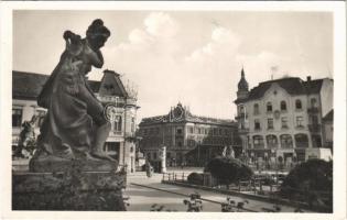 1941 Nagyvárad, Oradea; Bémer tér, Pesti Magyar Kereskedelmi Bank, Hitelbank / square, bank