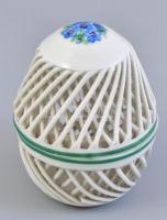 herendi fedeles áttört falú 2 részes porcelán tojás, jelzett 1943, apróbb csorbákkal m: 7 cm