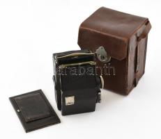 Zeiss Ikon kamera Zeiss Tessar 1:4,5 f: 10,5 mm objektívvel, hozzá Plaubel roll filmes adapter és fé...