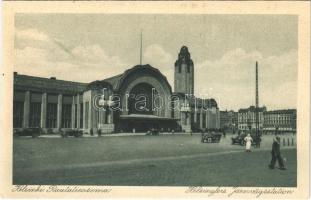 Helsinki, Helsingfors; Rautatieasema / railway station, automobiles (fa)