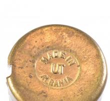 Keleti kávédaráló, réz, korának megfelelő állapotban. Jelzett: made in Albania. m: 26,5 cm