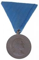 1940. Erdélyi részek felszabadulásának emlékére Zn emlékérem eredeti mellszalaggal. Szign.:BERÁN L. T:2,2- kis oxidáció Hungary 1940. Commemorative Medal for the Liberation of Transylvania Zn medal with original ribbon. Sign.:BERÁN L. C:XF,VF small oxidation NMK 428.