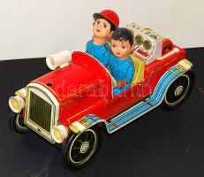 Tűzoltóautó elemes aluminium 26 cm hosszú