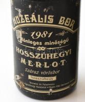 1980-81 Muzeális borok: Hosszúhegyi cabernet sauvignon, és Hosszúhegyi Merlot száraz vörösbor, 0,75 ...