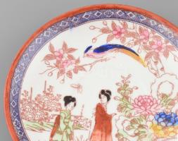 2 db teáscsésze gésa jelenettel, egyik belsejében litofán gésa fej, porcelán, kontúrmatrica kézzel s...