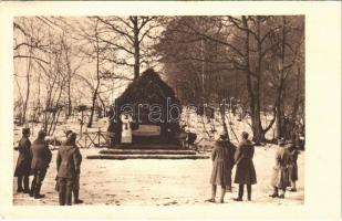 Tábori mise télen / WWI Austro-Hungarian K.u.K. military, field mass in winter, priest and soldiers (EK)