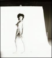 cca 1987 A nőkre irányuló figyelem mindig kamatozik, Menesdorfer Lajos (1941-2005) budapesti fotóműv...