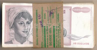 Jugoszlávia 1993. 500.000.000D (99x) eredeti banki kötegelővel T:III Yugoslavia 1993. 500.000.000 Dinara (9x) in original Bank wrapper C:F