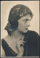 1930 Feliratozott vintage fotó, amelyet a Színházi Életnek küldtek, a felvételt Pásztor Ödön készítette, 22,5x15,7 cm