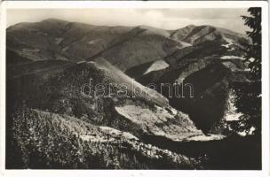 Kőrösmező, Yasinia, Yasinya, Jaszinya, Jassinja, Jasina; Pietros, soutok potoka Kevele do C. Tisy / Pietrosz / mountain (kis szakadás / small tear)