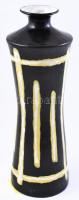 Illés László váza, fekete, sárga és fehér mázakkal festett kerámia, hibátlan állapotban. jelzés nélkül m: 35 cm