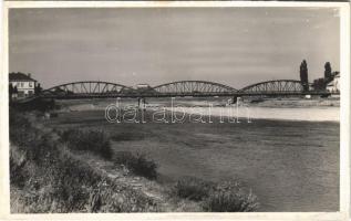 Munkács, Mukacheve, Mukacevo; Latorca híd / Latorica bridge (ragasztónyom / glue marks)